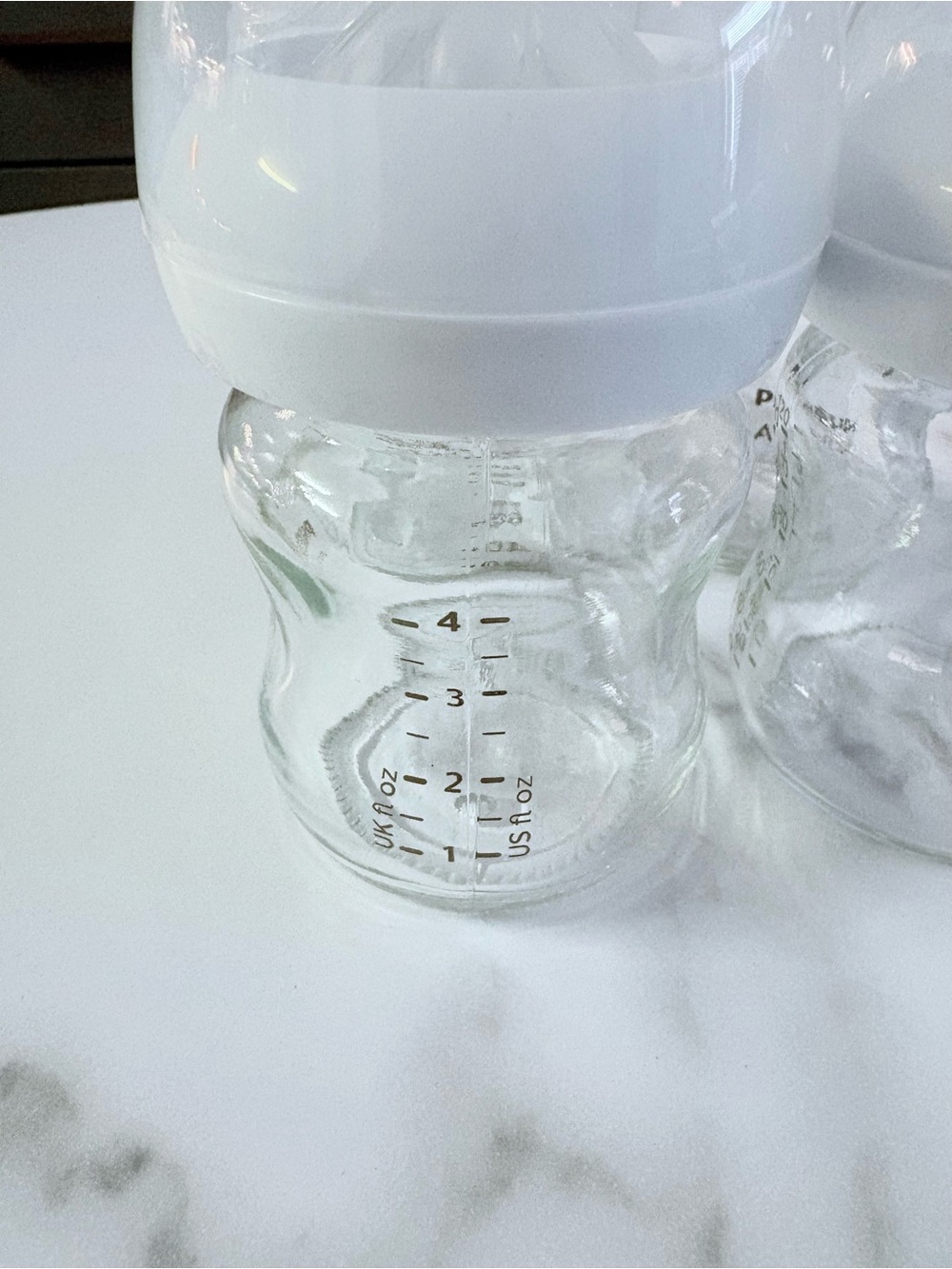 White Baby Bottle - Clear Glass Feeding Bottles (4 pack) 4 oz. Bottles - Picture 3 of 3